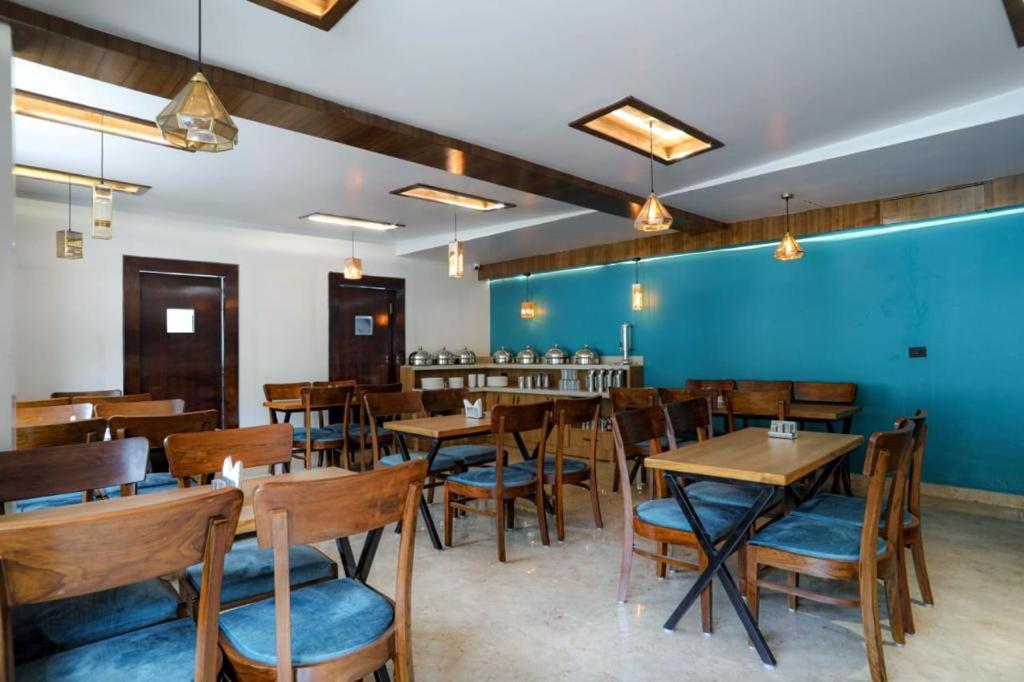 Vinsober Monal Hotel Nainital Buitenkant foto